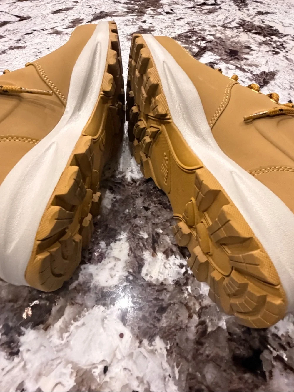 Nike Manoa   Mid-Top Outdoor Boots